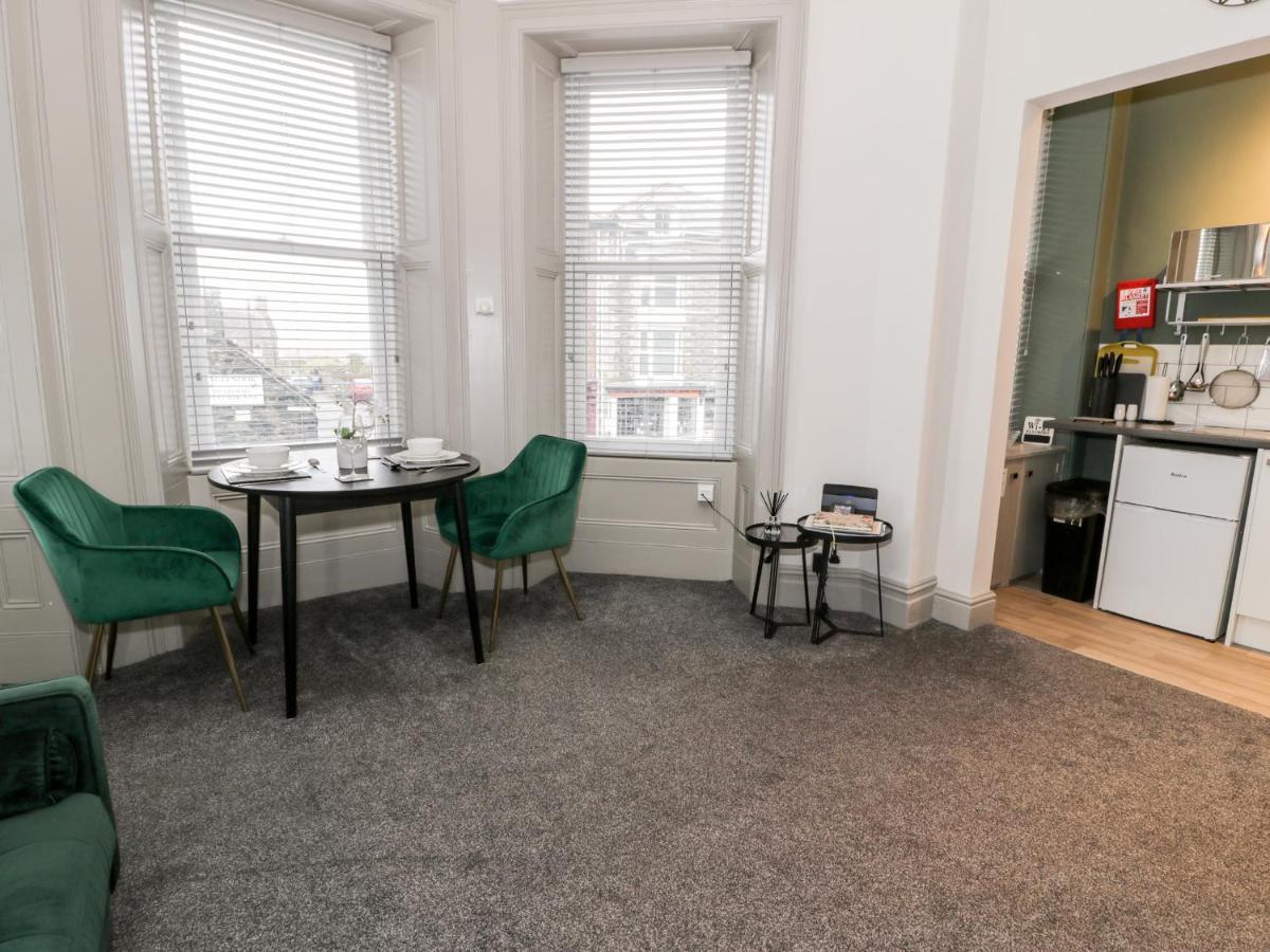 Emerald Suite Бармут Екстериор снимка